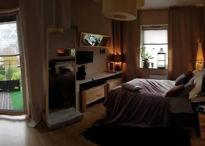 Warsaw King Size Apartment